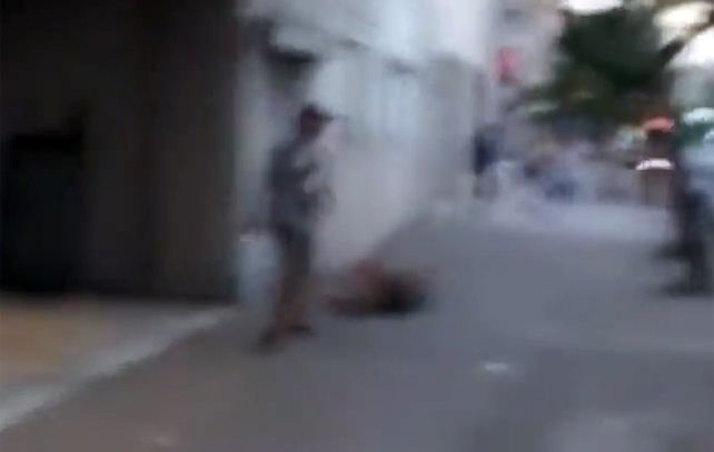 Un travesti fue brutalmente agredido en plena avenida San Martín de San Lorenzo