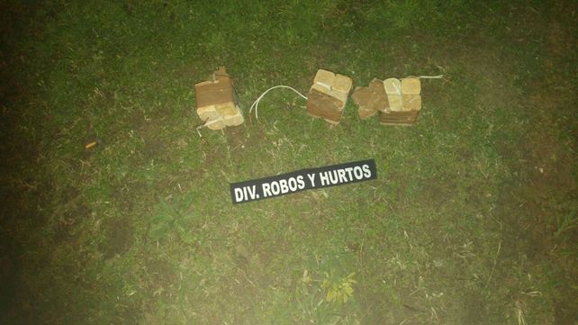 La investigación por los explosivos encontrados cerca del Túnel sigue en la Justicia Federal