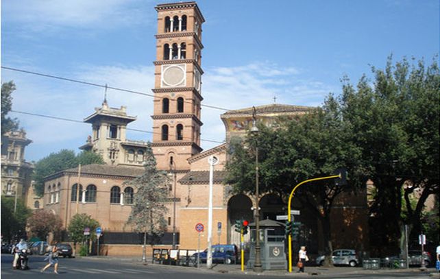 La Iglesia Argentina en Roma. lugar del encuentro de Bergoglio con sus colegas argentinos.