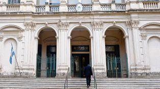 Imputan al juez federal Gastón Salmain por abuso de autoridad