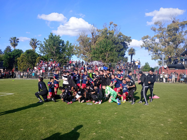 El equipo de la familia Messi ganó por penales y continúa en el Reducido.