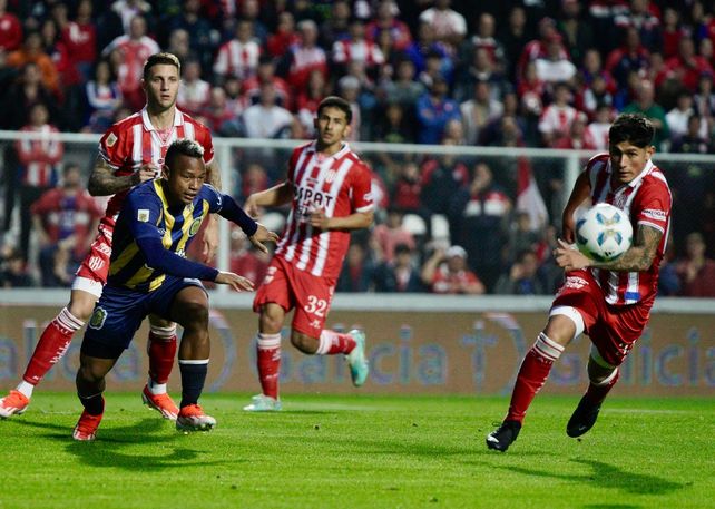 Central no la pudo meter ni de penal y cayó 1 a 0 ante Unión en Santa Fe