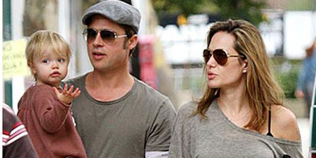 Dicen que los mellizos de Angelina y Brad fueron concebidos por fertilizaci&oacute;n in vitro