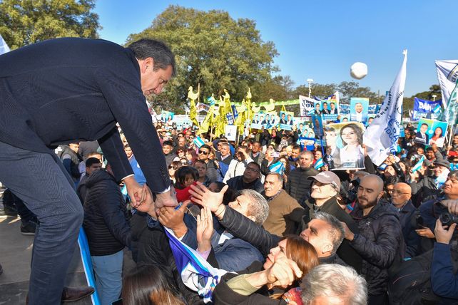 Gira federal. Sergio Massa intensifica las recorridas de cercanía y los actos