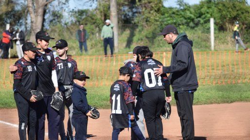 Sóftbol formativo: pasó el torneo Paloma Pérez