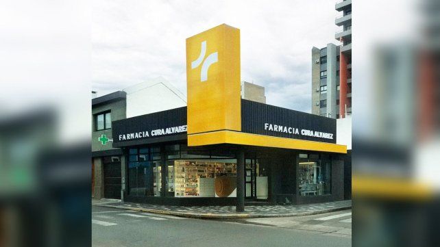 Pie de foto 2: Farmacia Cura Álvarez se expande para llegar a más personas