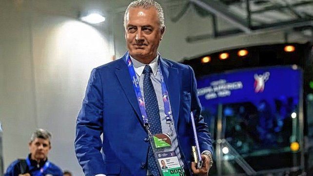 Gustavo Alfaro será el DT del seleccionado paraguayo. Gustavo Alfaro será el DT del seleccionado paraguayo.