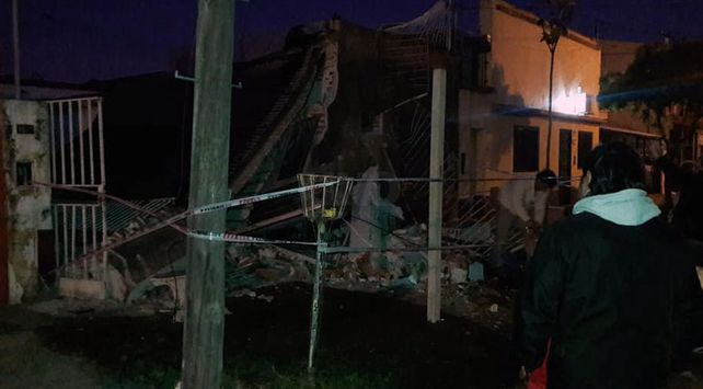 Las primeras imágenes del derrumbe de la vivienda.