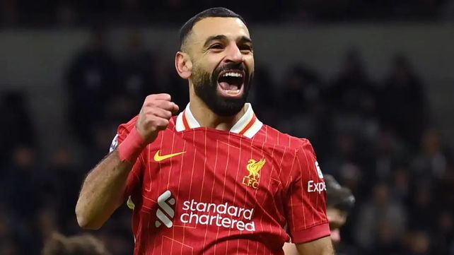 El jugador egipcio Mohamed Salah fue el mejor futbolista de la temporada en la Premier League