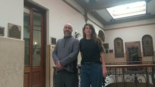 Denuncia por antisemitismo en Rosario: allanaron a un docente y su defensa cuestiona el operativo federal