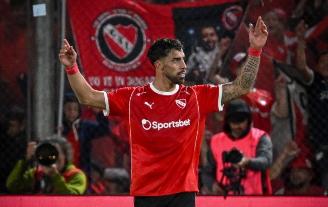 Independiente aprovechó la que tuvo y le ganó el Clásico de Avellaneda a Racing