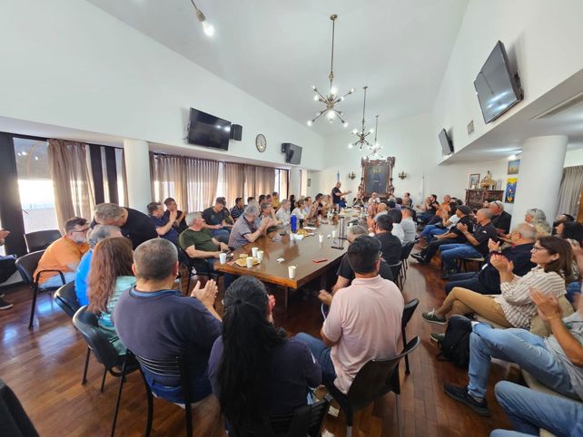 Sindicatos de distintas ramas participaron de un encuentro en la sede del gremio de Luz y Fuerza.