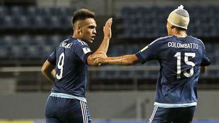 Argentina goleó a Guinea y espera resultados ajenos para clasificar