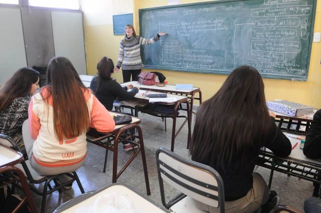 Más de 28.000 alumnos secundarios repitieron de año en Córdoba