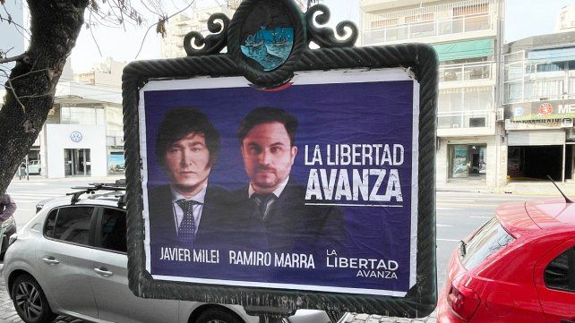 El precandidato a jefe de Gobierno porteño de Javier Milei sobre la ESi dijo que fomenta la pornografía. Ante las críticas se desdijo