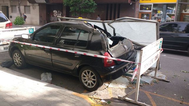 La tormenta de viento también dejó innumerables daños en la ciudad