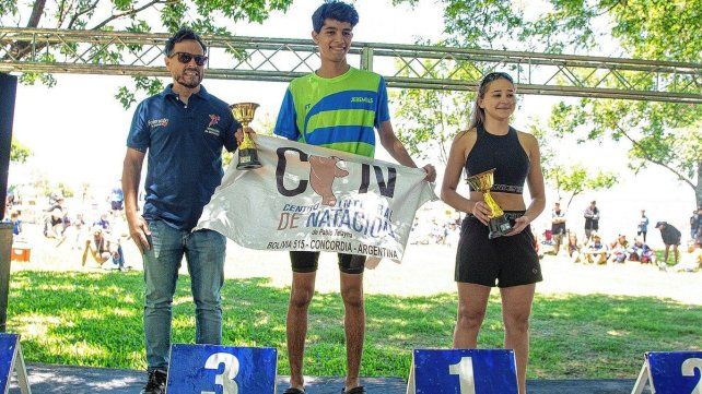 Comenzó la temporada de aguas abiertas en la localidad de Federación.