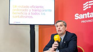 El ministro de Economía, Pablo Olivares, confirmó al brindar detalles de la ley tributaria que la provincia adheriría al blanqueo de capitales instrumentado por el gobierno nacional.