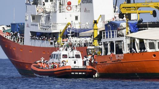 Francia acogerá a los refugiados del Aquarius