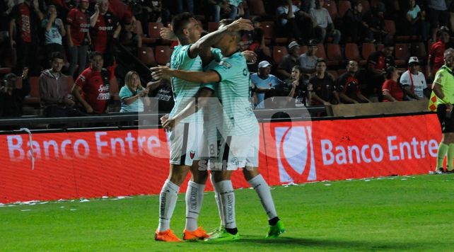 El factor que obliga a Colón a levantar en casa