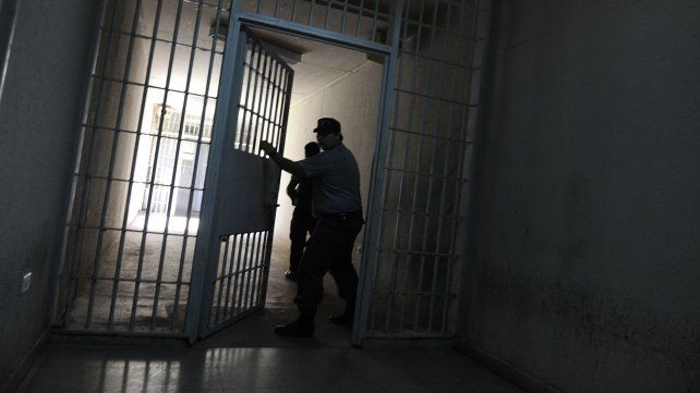Crimen en Piñero: un recluso fue asesinado a puñaladas.&nbsp;