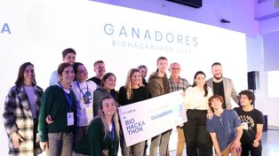 Premiados. La alegría de participar se reflejó en los jóvenes estudiantes.