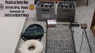 Paraná: robaban una parrilla y envases de cerveza y fueron descubiertos