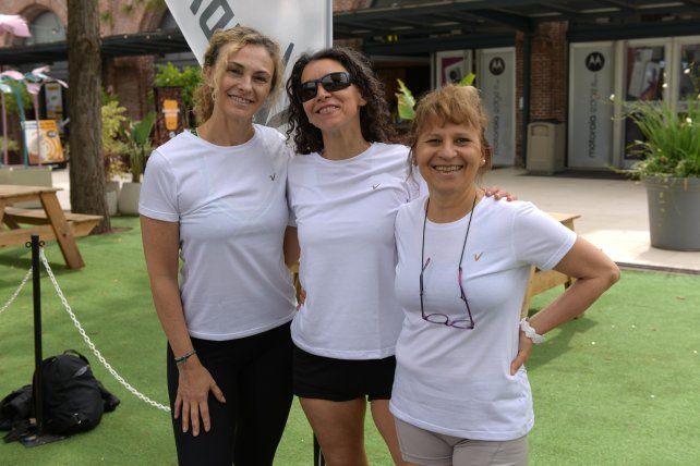 Grisela Ambrosini,  Aldana Castricini y Claudia Gimelllo