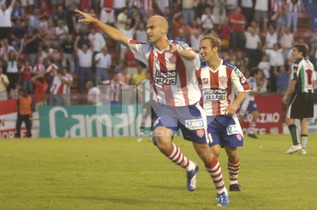 Vistiendo la camiseta de Unión