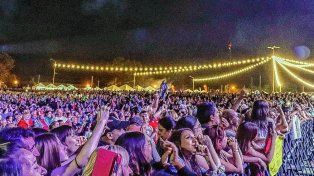 Fiesta del Pescado y el Vino Entrerriano: más de 40.000 personas disfrutaron de la primera noche