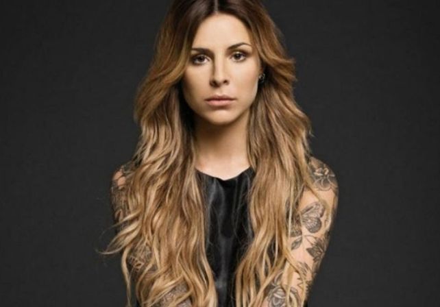 Cande está en Francia