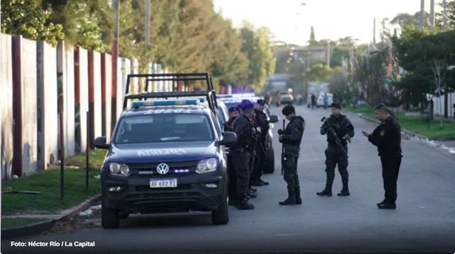 Investigan audios y mensajes que advierten sobre un toque de queda narco en Rosario