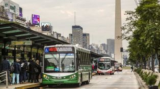 La queja de los porteños por la suba del boleto a $25 causa irritación en el interior