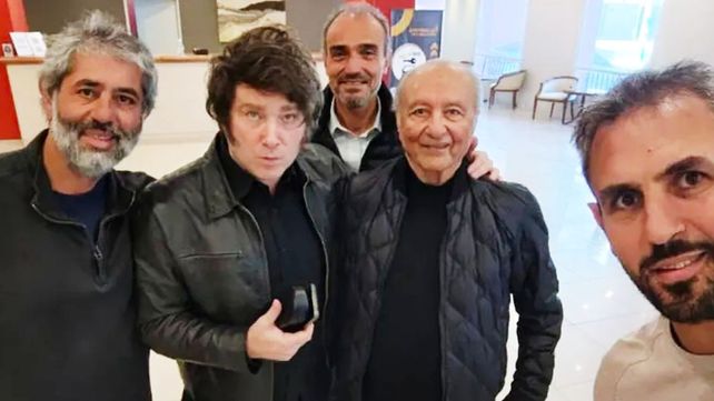 Selfie de Martín Menem con Adrián Menem