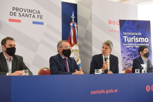 A veranear. El secretario de Turismo