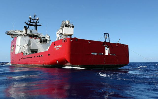Esperanzador. El barco Ocean Shield tuvo ayer un registro que podría ser de la caja negra del avión malayo perdido.