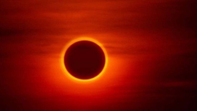 Habrá un eclipse solar anular: cómo verlo en forma segura