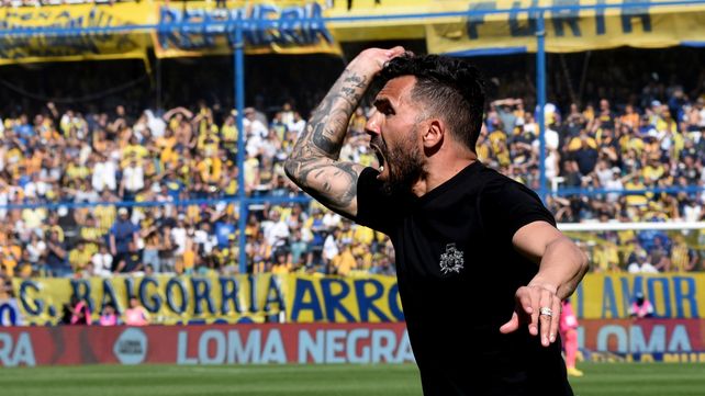 Tevez cambiaría sólo lo necesario y salvo el ingreso de Almada no habría otras variantes.