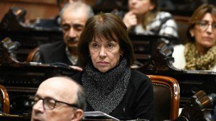 El DNU implicaba un incremento del 391% en los gastos reservados de la SIDE y había sido fuertemente cuestionado tanto por el monto como por su propósito. La diputada nacional Blanca Osuna celebró el rechazo&nbsp;