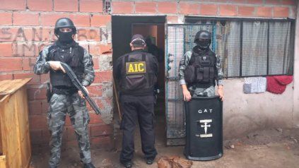 Personal de la Agencia de Investigación Criminal realizó los allanamientos.