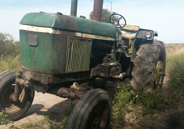 Robaron un tractor y lo encontraron en el Chaco