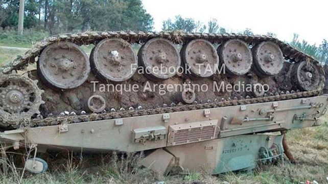 Volcó un tanque del regimiento de Concordia