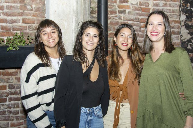 Narella Maurutto, Camila Martínez, Melina Ramos y Danisa Quintana.