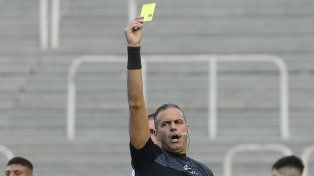 Ariel Penel, en el último partido en que dirigió a Central. Fue en Mendoza, ante Godoy Cruz.