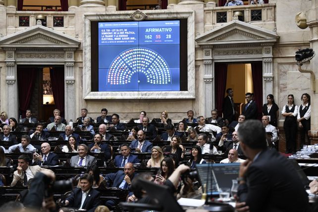 La Cámara de Diputados debate este martes las implicancias del caso $Libra que involucra al presidente Javier Milei.