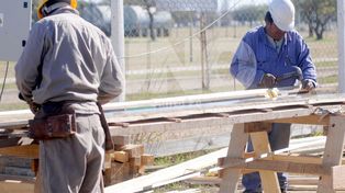 Construcción: Santa Fe mantiene el empleo, mientras en el país baja