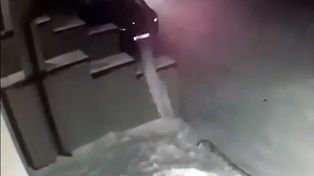Video viral: una nena de 6 años cae de un cuarto piso y se levanta como si nada