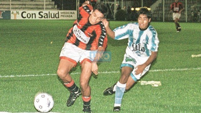 Patronato goleó 5 a 2 a Gimnasia y Tiro en el primer cruce disputado en el estadio Grella