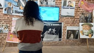 Este sábado a las 17 habrá una curaduría de memes con estética de protesta callejera, taller de fabricación y pegatina en el subuelo del Galpón de las Juventudes