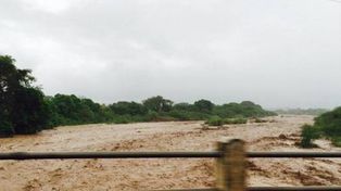 Murió una mujer y tres de sus nietos tras ser arrastrados por la crecida del río Metán